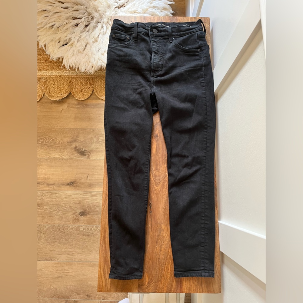Denim Forum Black Skinny Jeans Cropped